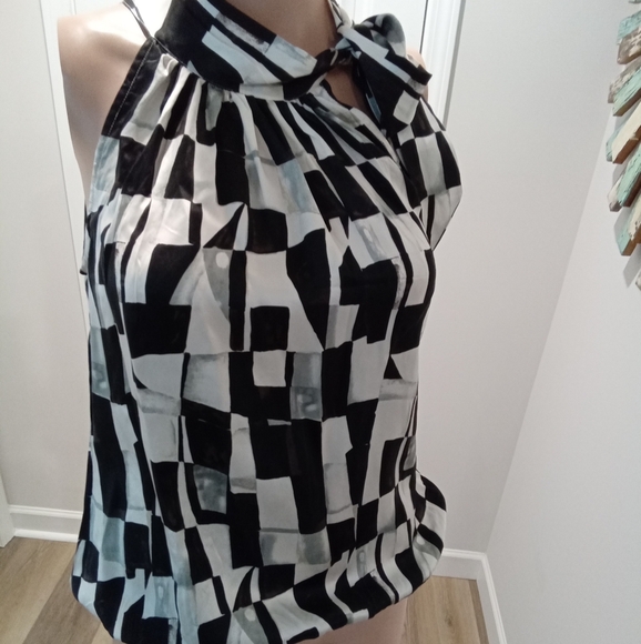 White House Black Market Tops - 2-$10...White House Black Market Sz XS Sleeveless Black & White Checkered Blouse
